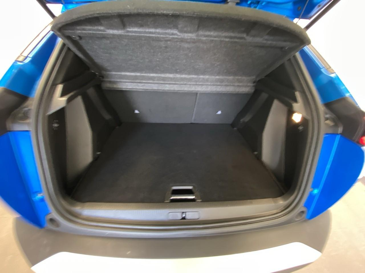 Peugeot 2008 puretech 100 s&s bvm6 allure — photo 6