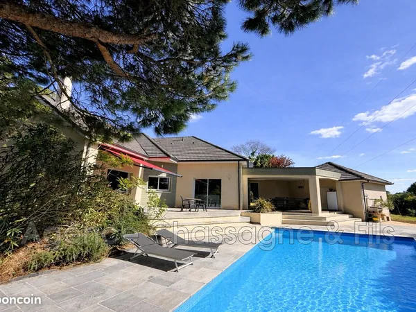 Maison 7 pièces 200 m²