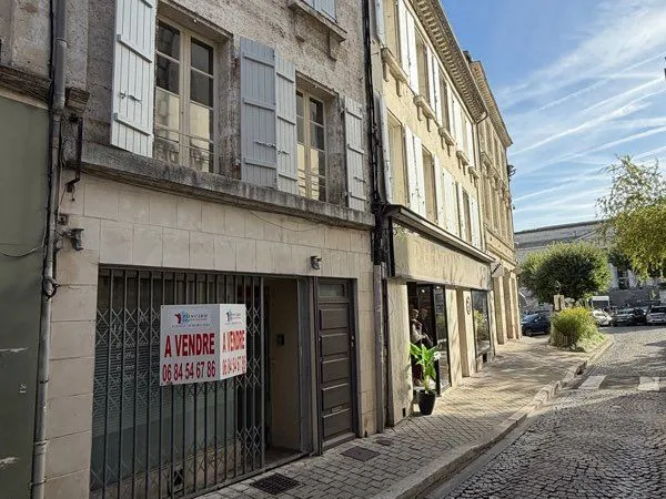 🏢 Immeuble / Local polyvalent de caractère - Centre-ville d'Angoulême (80 m²)