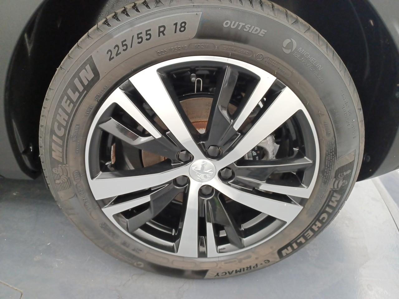 Peugeot 3008 hybrid 225 e-eat8 gt — photo 11