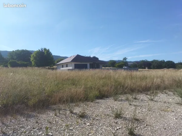 Terrain constructible