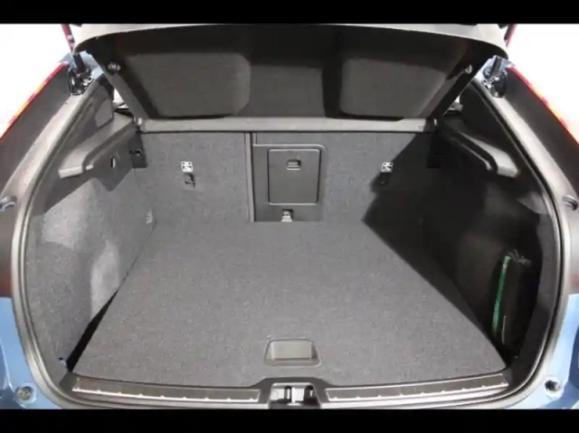 Volvo C40 recharge 238ch start — photo 22