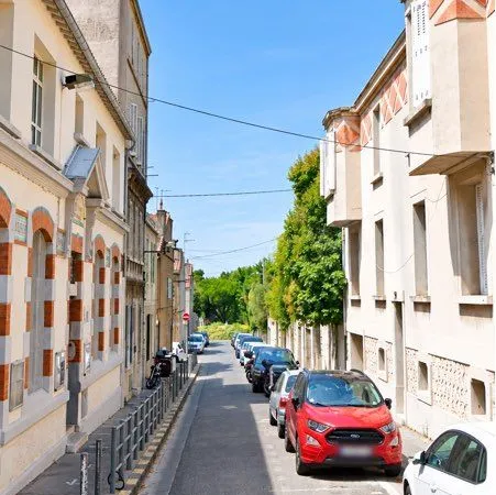 T3 65m5 12eme coeur village St Barnabé