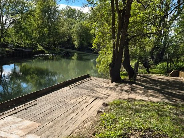A vendre Terrain de loisirs (coup de pêche)