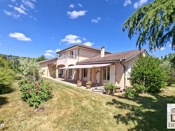 Maison 6 pièces 157 m²