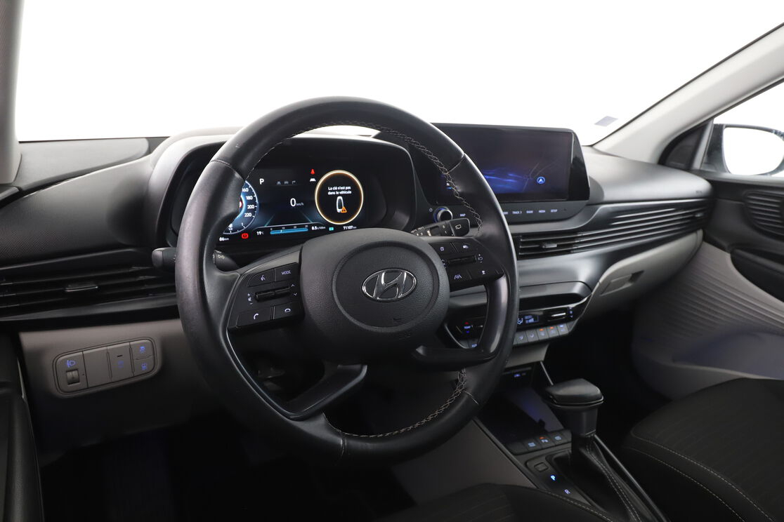 Hyundai i20 1.0 T-GDi Hybrid 48V Executive DCT-7 — photo 10