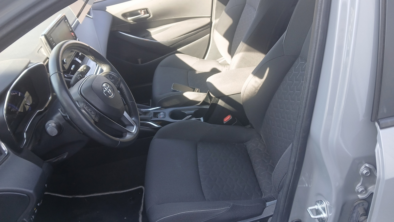 Toyota Corolla Touring Sports Pro Hybride 184h — photo 11