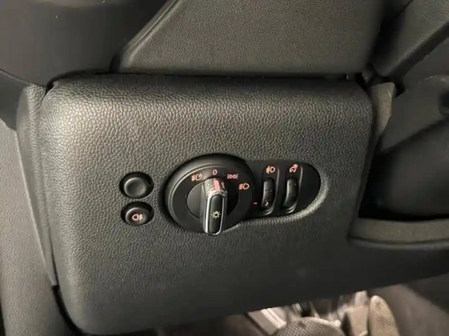 Mini Mini cooper 136ch edition premium plus bva7 — photo 15