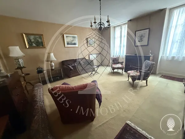 Appartement 5 pièces 198 m²