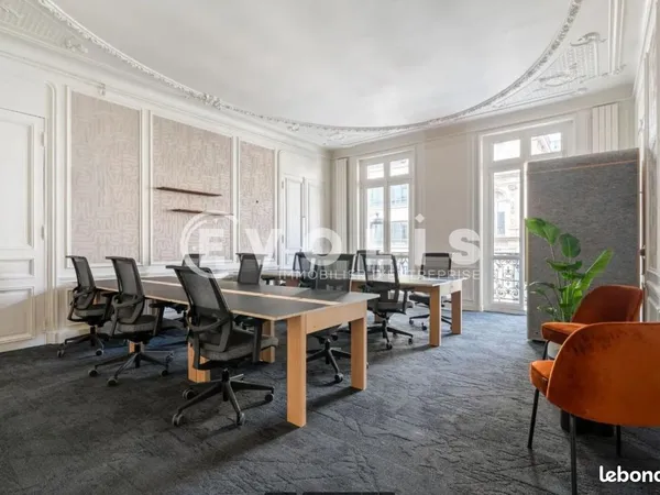Bureaux 250 m²