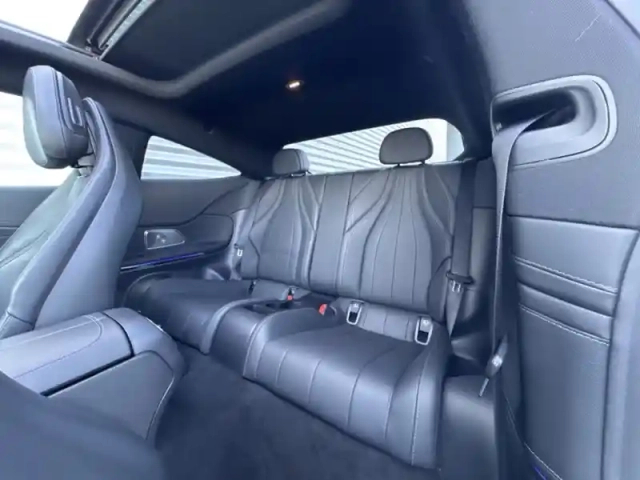 Mercedes Cle 220 d amg line coupé — photo 18