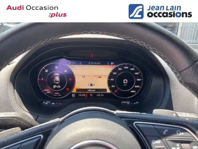 Audi Q2 35 tdi 150 s tronic 7 quattro — photo 21