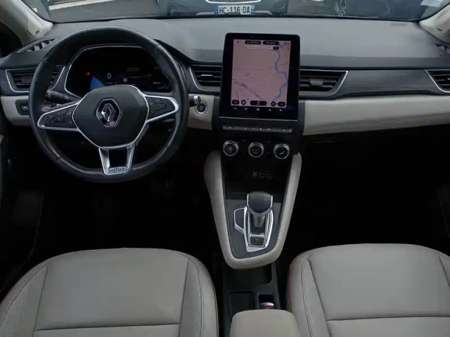 Renault Captur e-tech plug-in 160 — photo 3