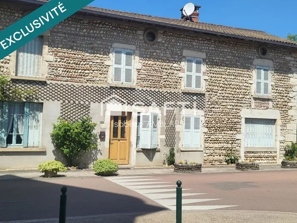 Demeure de caractère au coeur de Priay