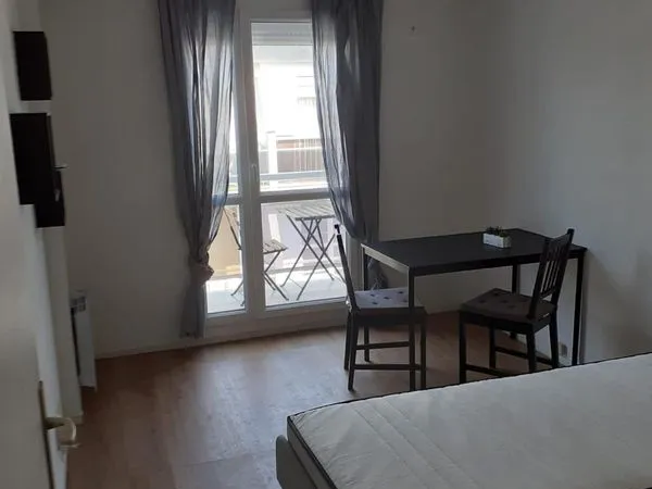 Studio 20m² + Balcon + Parking proche CHU et universités