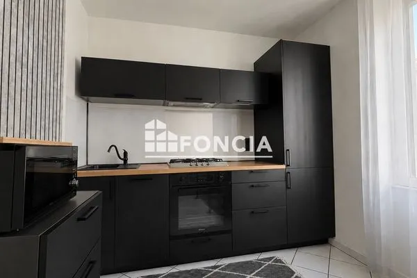 Appartement meublé 3 pièces 77 m²