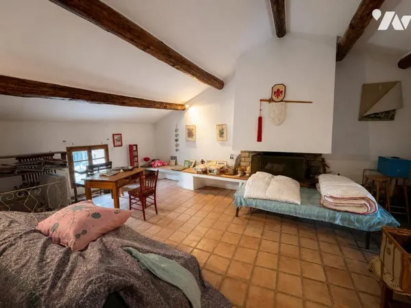 Maison 7 pièces 187 m²