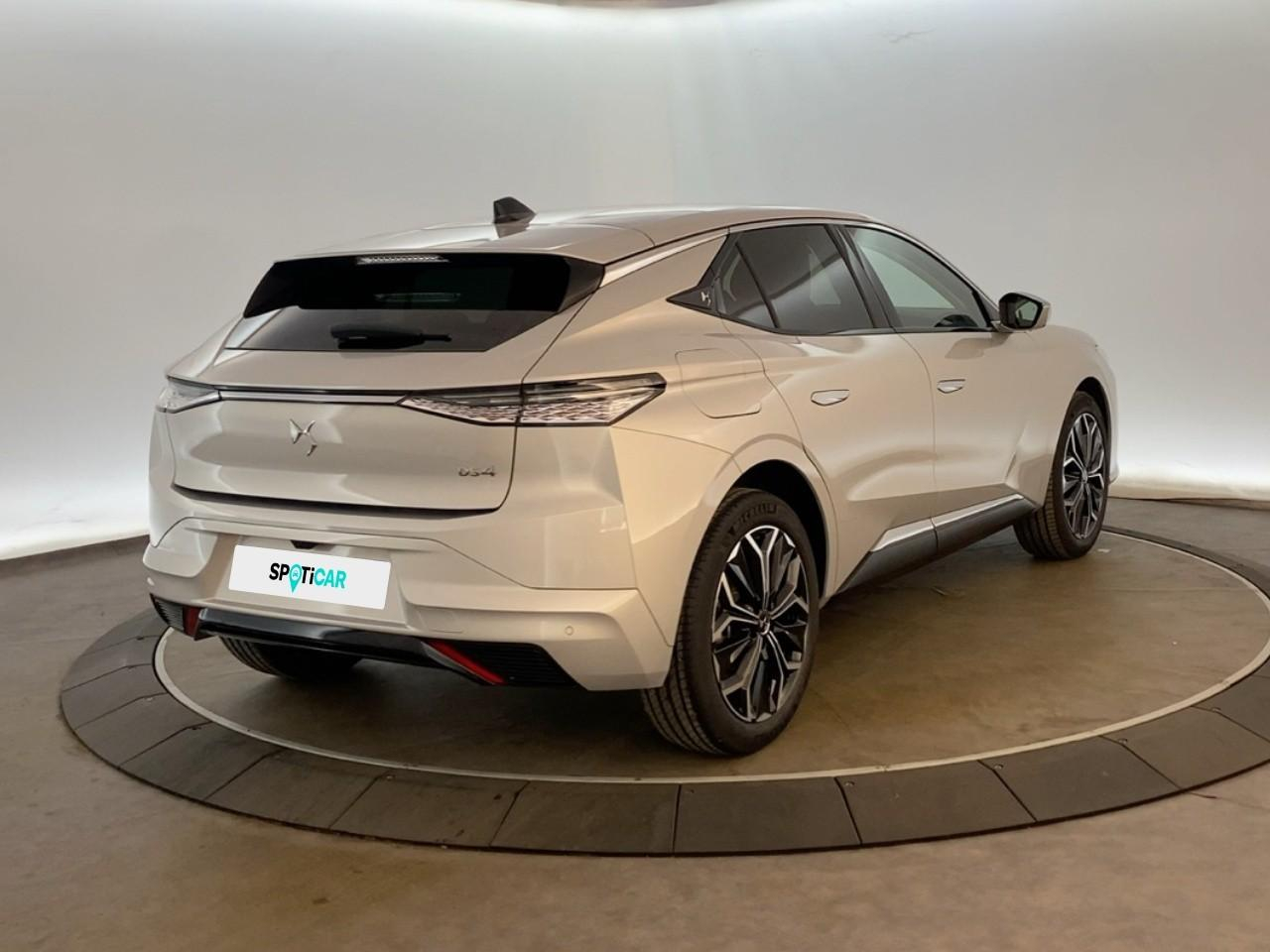 Ds Ds 4 bluehdi 130 eat8 etoile - alcantara — photo 7