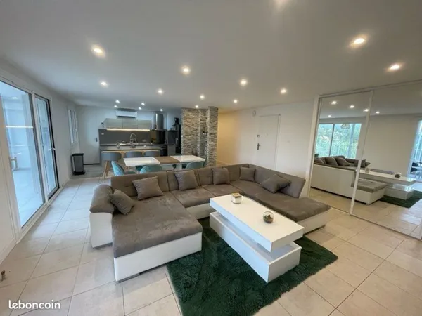 Charmant T3 meublé à l' année 80M2€ Six-Fours-les-Plages