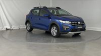 Dacia Sandero 1.0 ECO-G 100ch Stepway Confort -22 — photo 3