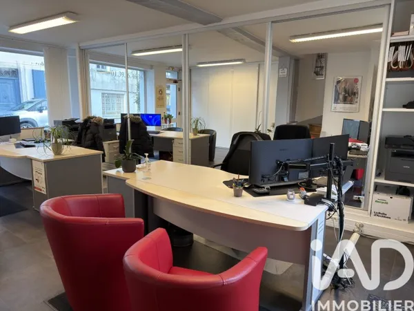 Local commercial 66 m²