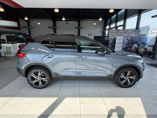 Volvo Xc40 d4 adblue awd 190ch r-design geartronic 8 — photo 7