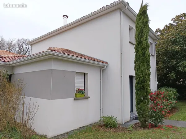 Maison Familiale de 147 m² avec jardin clos arboré et garage