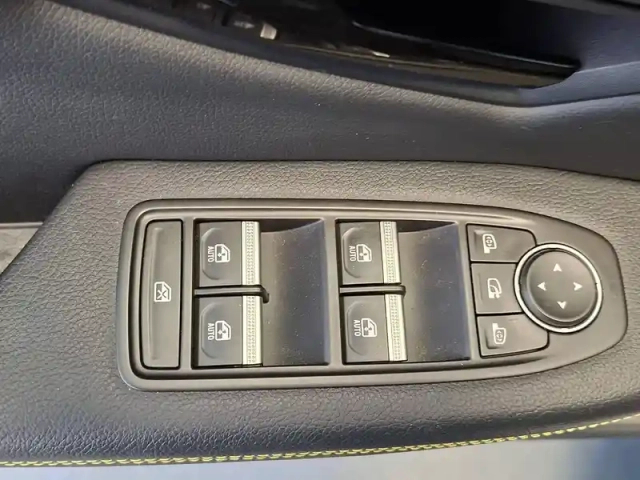 Renault Megane e-tech ev60 220 ch optimum charge — photo 16