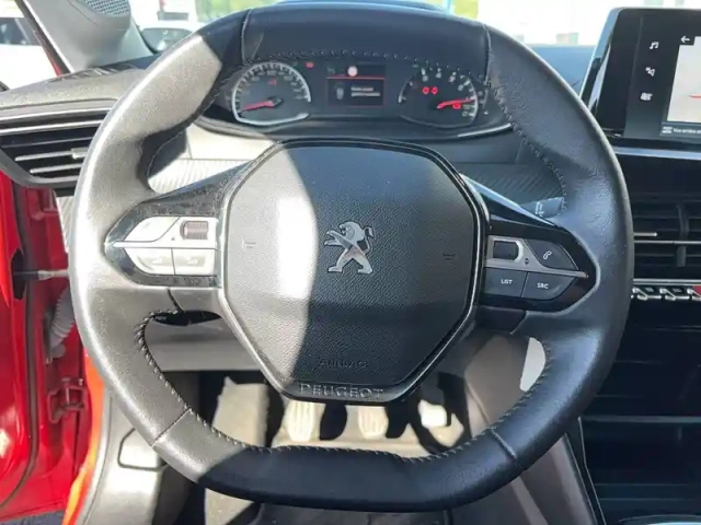 Peugeot 208 puretech 100 s&amp;s bvm6 — photo 5
