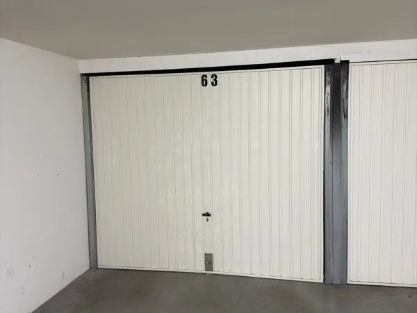 Garage box fermé et sécurisé - Villeurbanne (10 min Gare Part-Dieu)