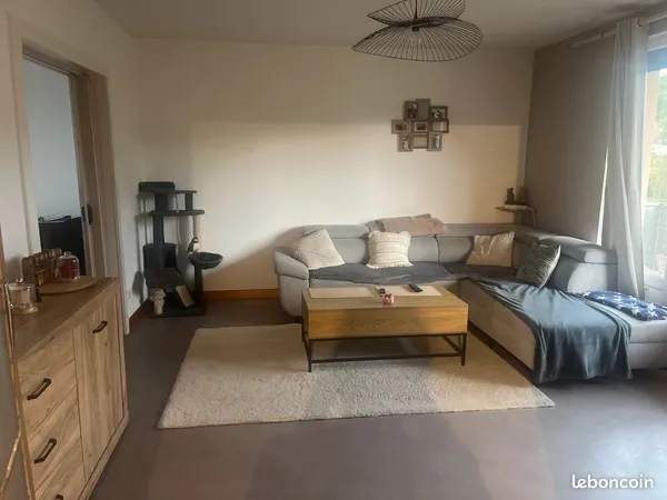 Location f4 Navenne