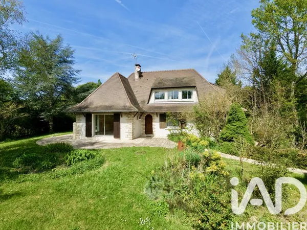 Maison 9 pièces 199 m²