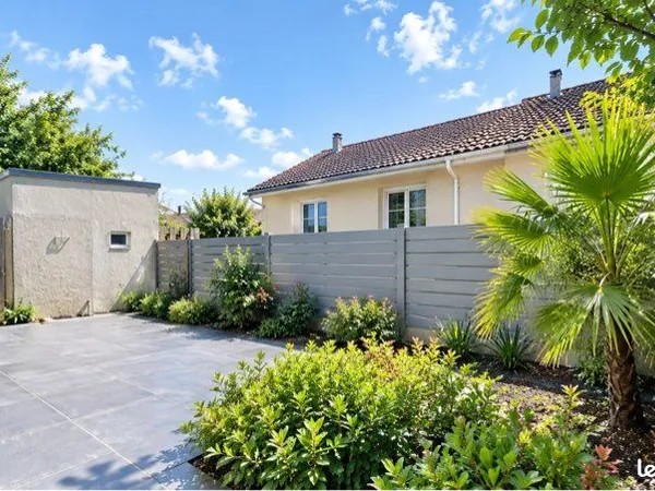 MONTREUIL - 106 m² - REZ-DE-JARDIN - 3 CHAMBRES - JARDIN PRIVATIF 86 m²