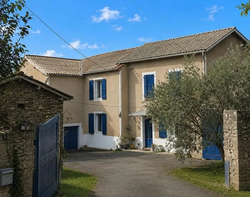 Photo 2