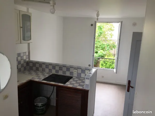 À vendre 2 studios