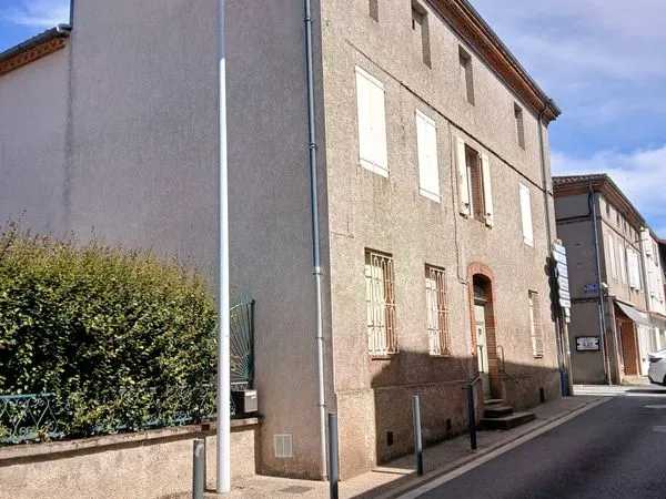 Arthes gde MAISON bourgeoise pres d AIBI 81160