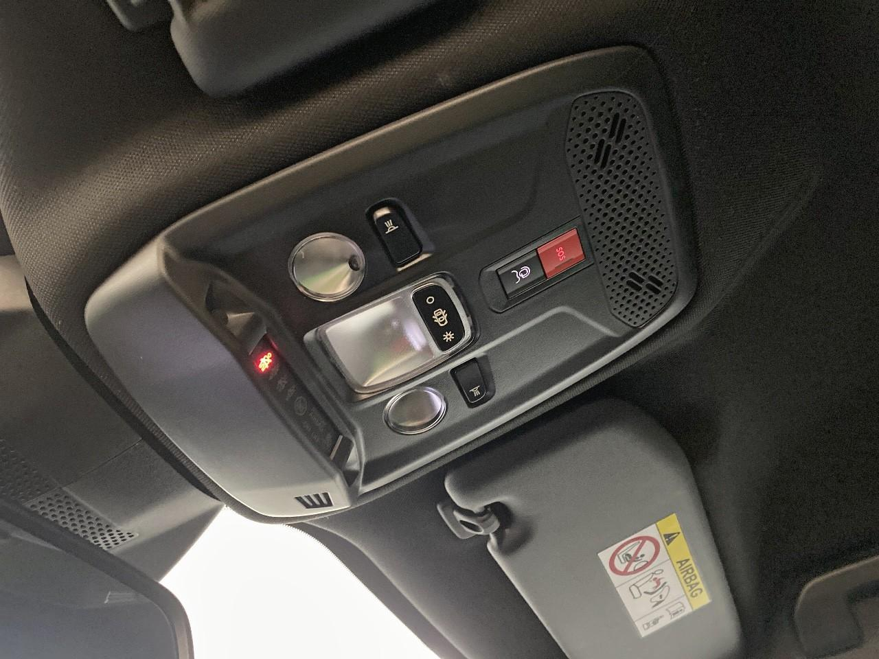 Peugeot 2008 hybrid 145 ch e-dcs6 allure — photo 20
