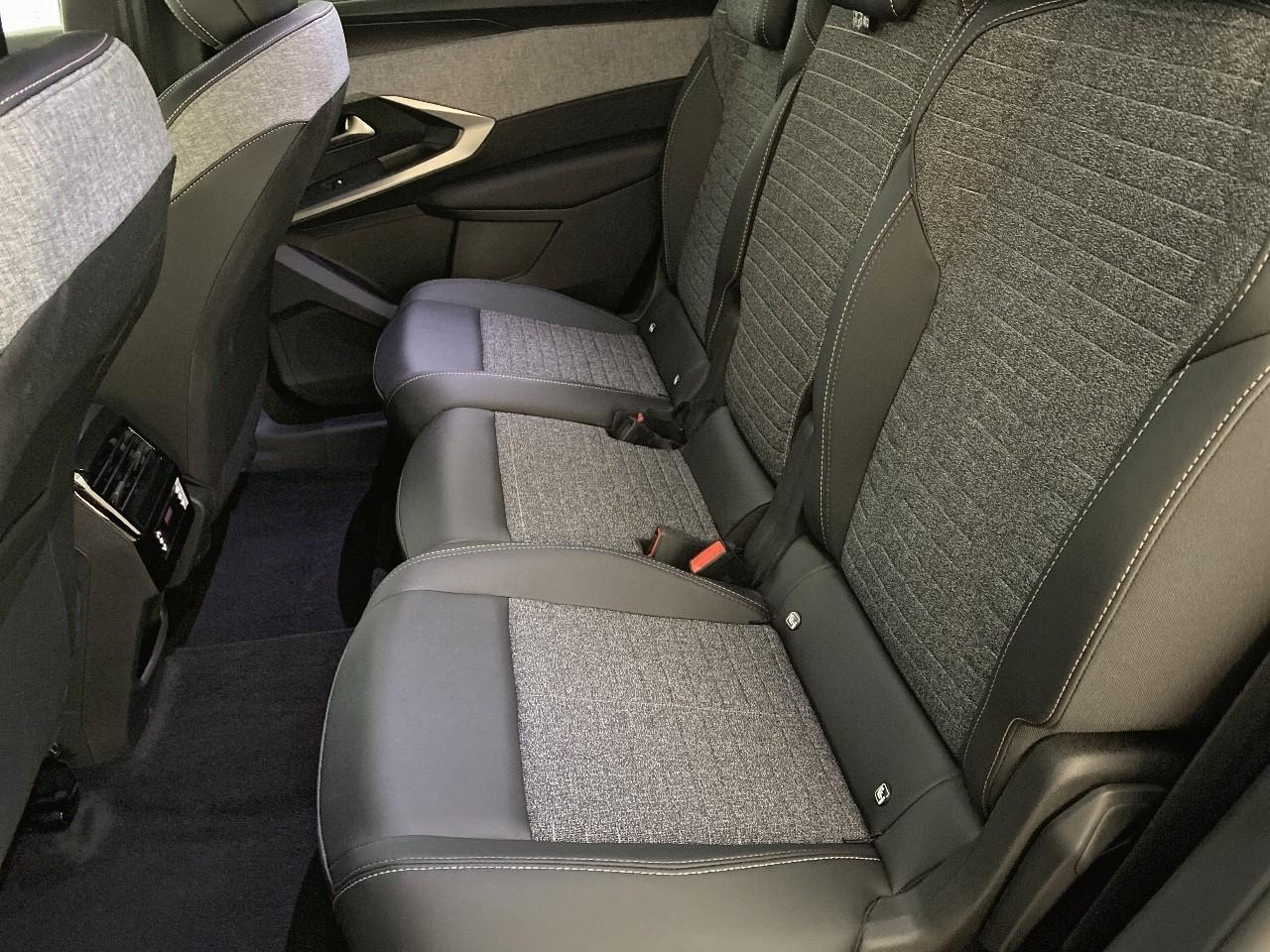 Peugeot 5008 hybrid 145 ch e-dcs6 allure — photo 10