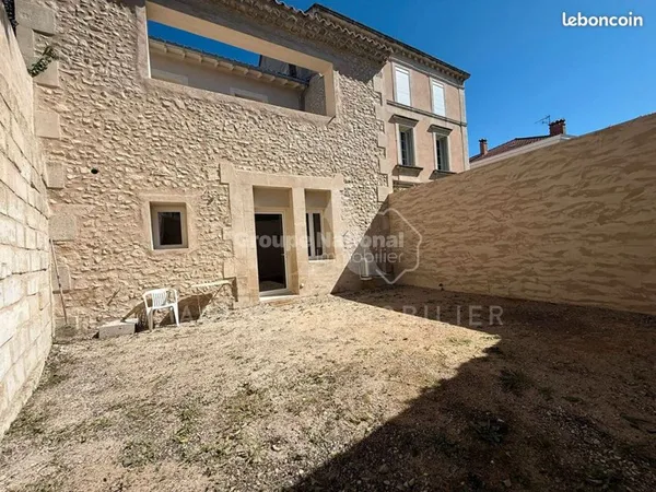 Maison de ville 268 m² CHATEAURENARD