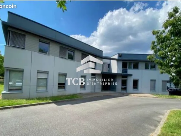 Bureaux 987 m² Saint-Herblain