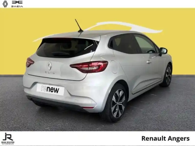 Renault Clio 1.5 blue dci 100ch evolution — photo 5