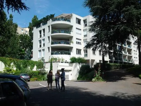 Vends appartement 157m² Lyon - Quartier calme, vue sur le Rhône et les Alpes, 10min du centre de Lyo