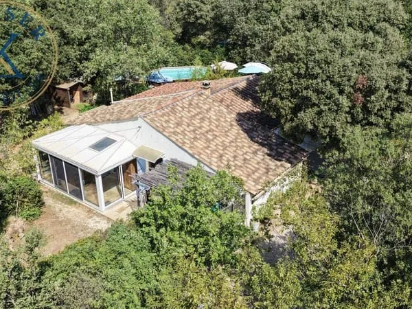 Maison de plain-pied 8 pièces 115 m²