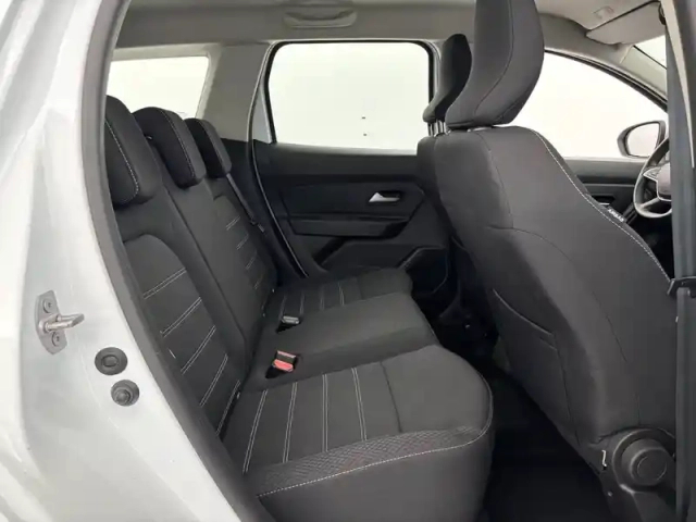 Dacia Duster eco-g 100 4x2 — photo 31