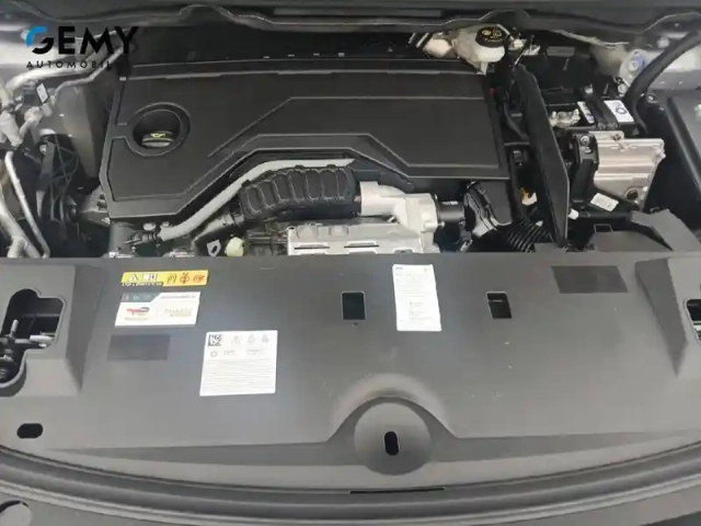 Peugeot 3008 hybrid 136 e-dcs6 — photo 12