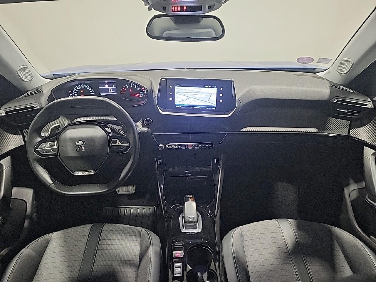 Peugeot 2008 puretech 130 s&s eat8 allure — photo 12