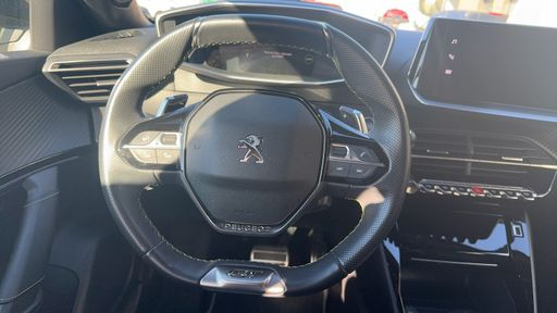 Peugeot 2008 1.2 PureTech 130 EAT8 - GT – 2023 – 28131 km – Essence – Boîte Automatique — photo 26