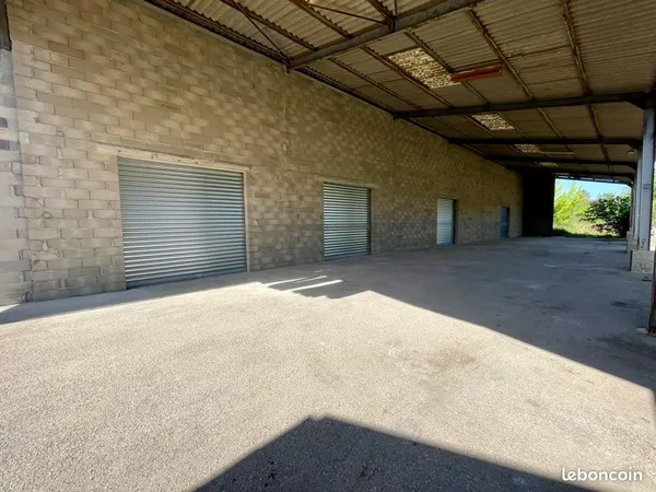 Garage, Box de Stockage 45m2