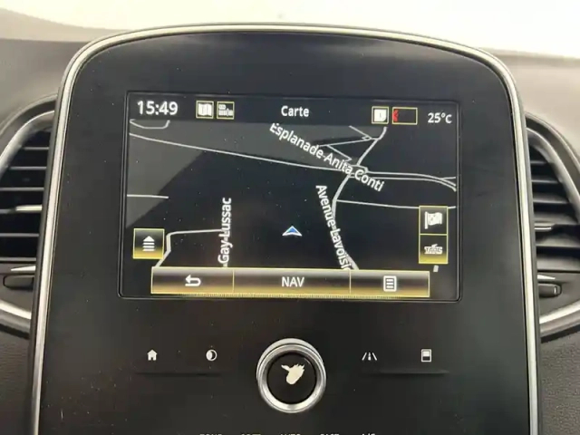 Renault Scenic dci 110 energy — photo 32
