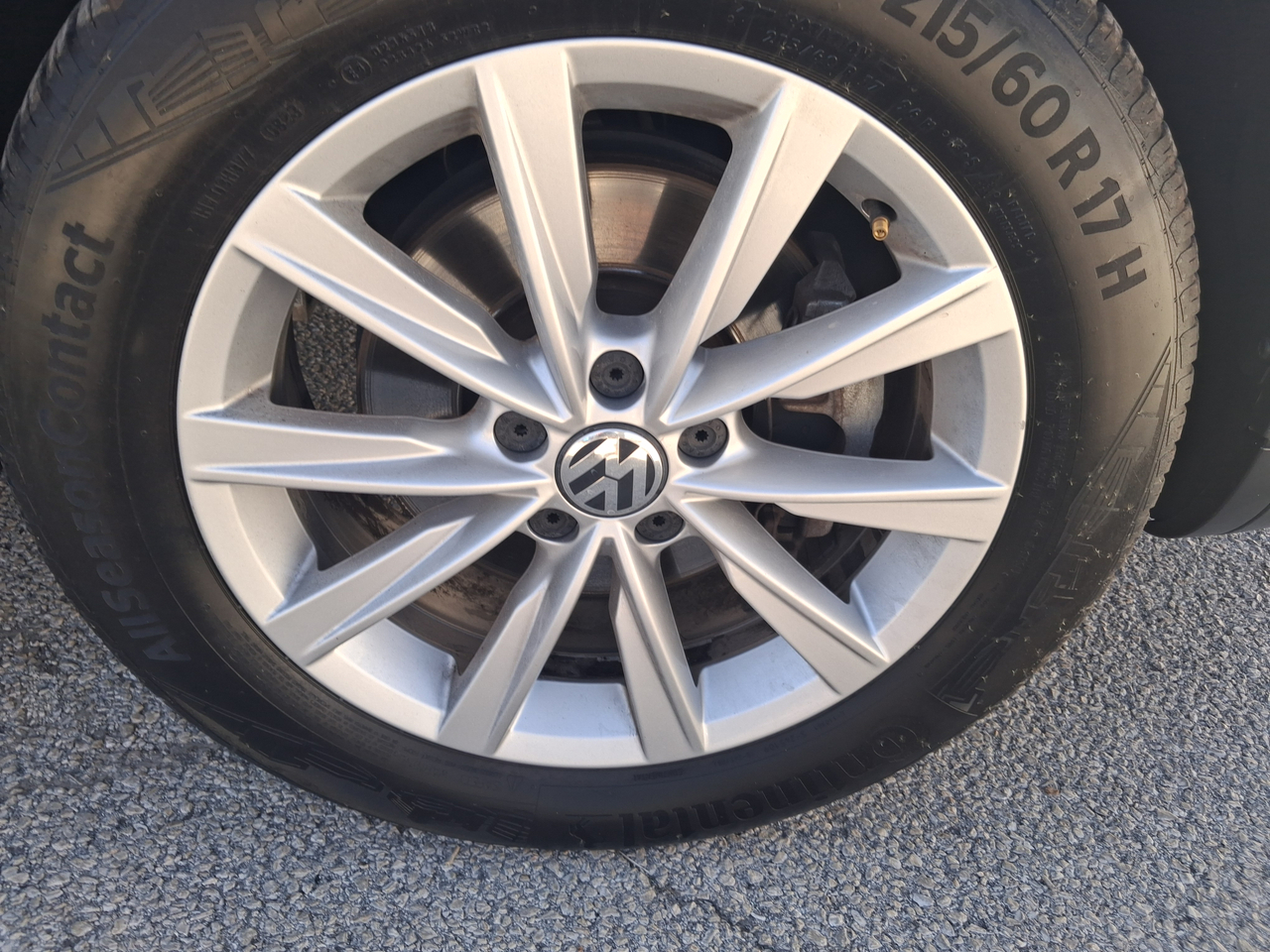 Volkswagen Tiguan 2.0 TDI 140 FAP BlueMotion Technology — photo 53
